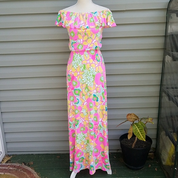 Lilly Pulitzer Dresses & Skirts - Lilly Pulitzer Floral Print Knit Marley Maxi Dress